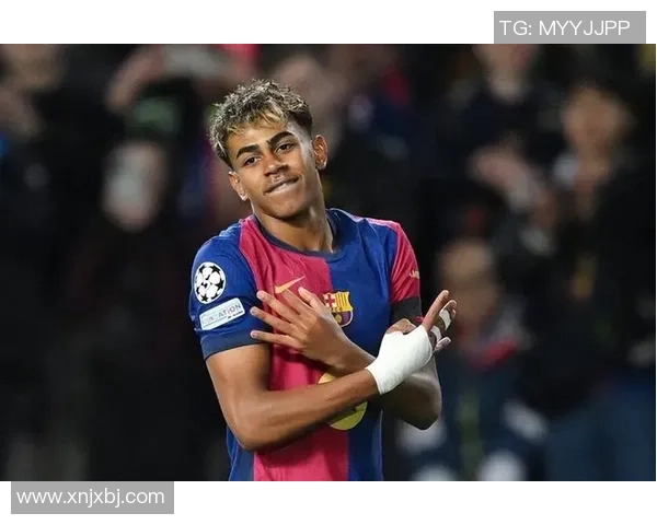 世界上最具天赋的足球巨星究竟是谁他的传奇之路与影响力分析