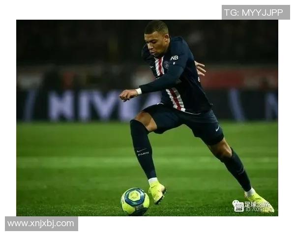 足球明星经典动作解析与实战技巧教学视频